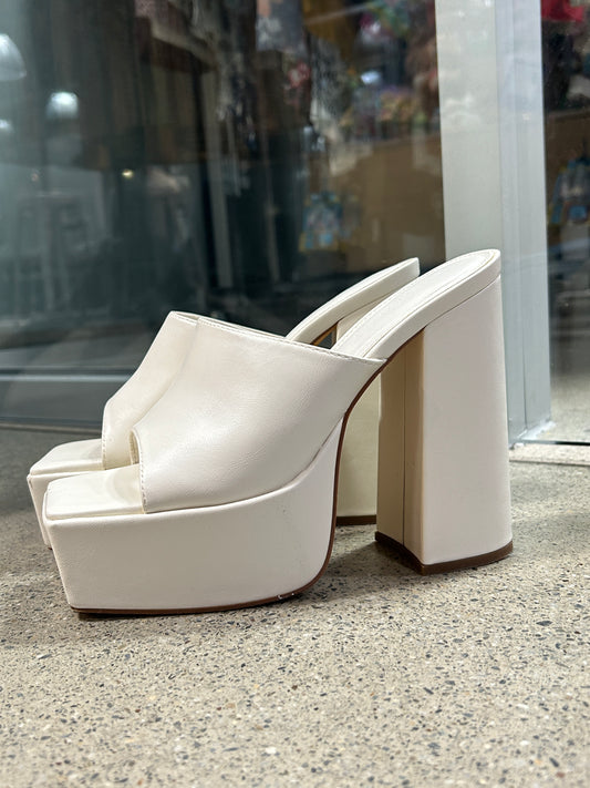White leather chunky heel mules