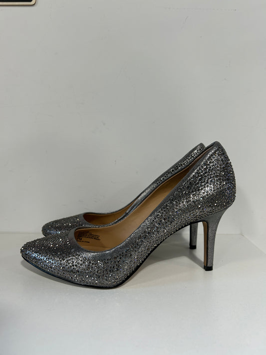 “I.N.C.“ Rhinestone Pumps