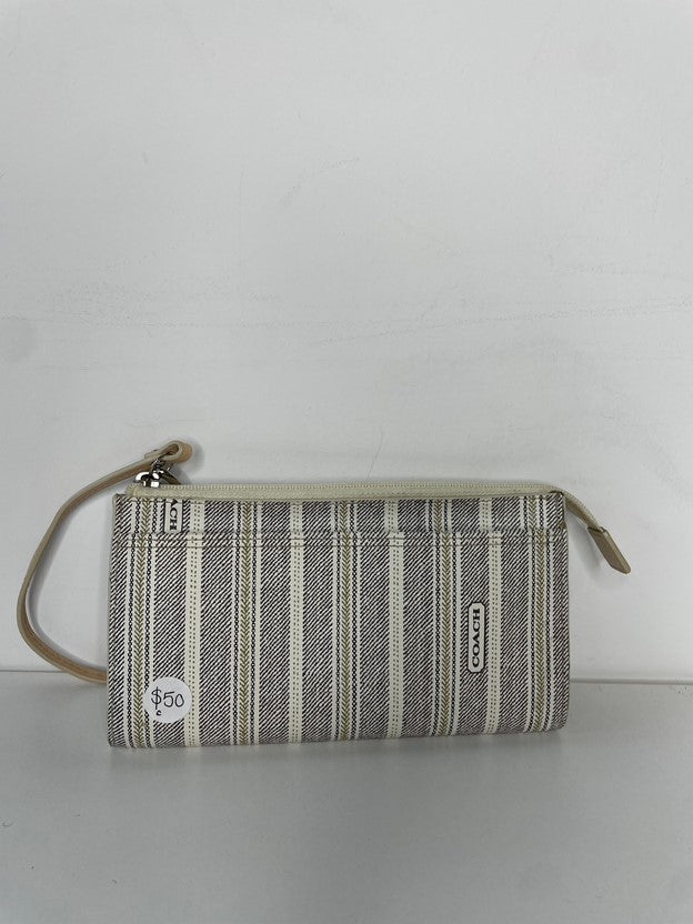 Printed Leather Wristlet Wallet