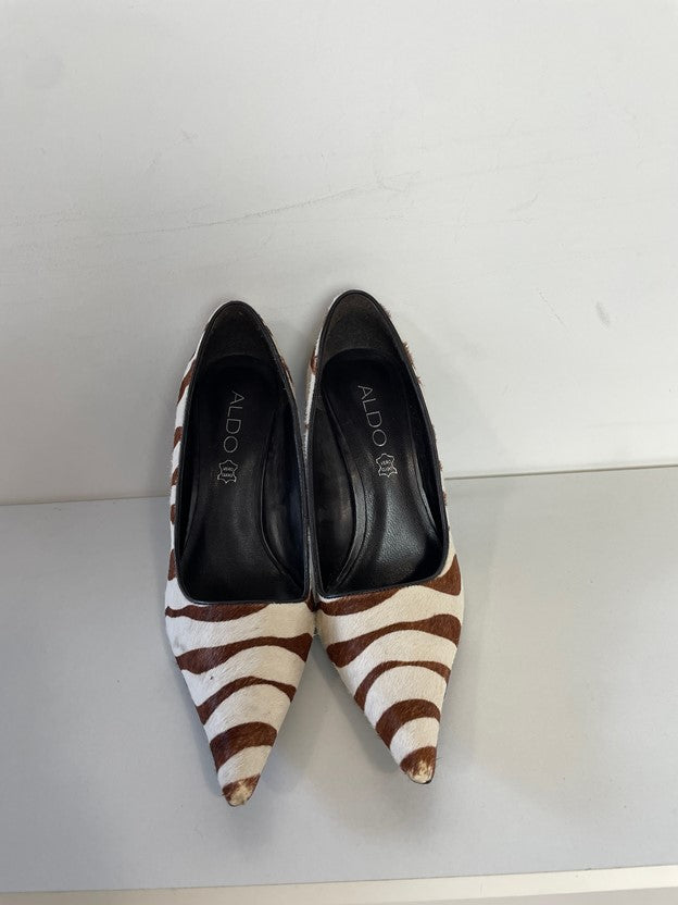 Brown Zebra Print Heels w/ Matching Convertible Clutch Purse