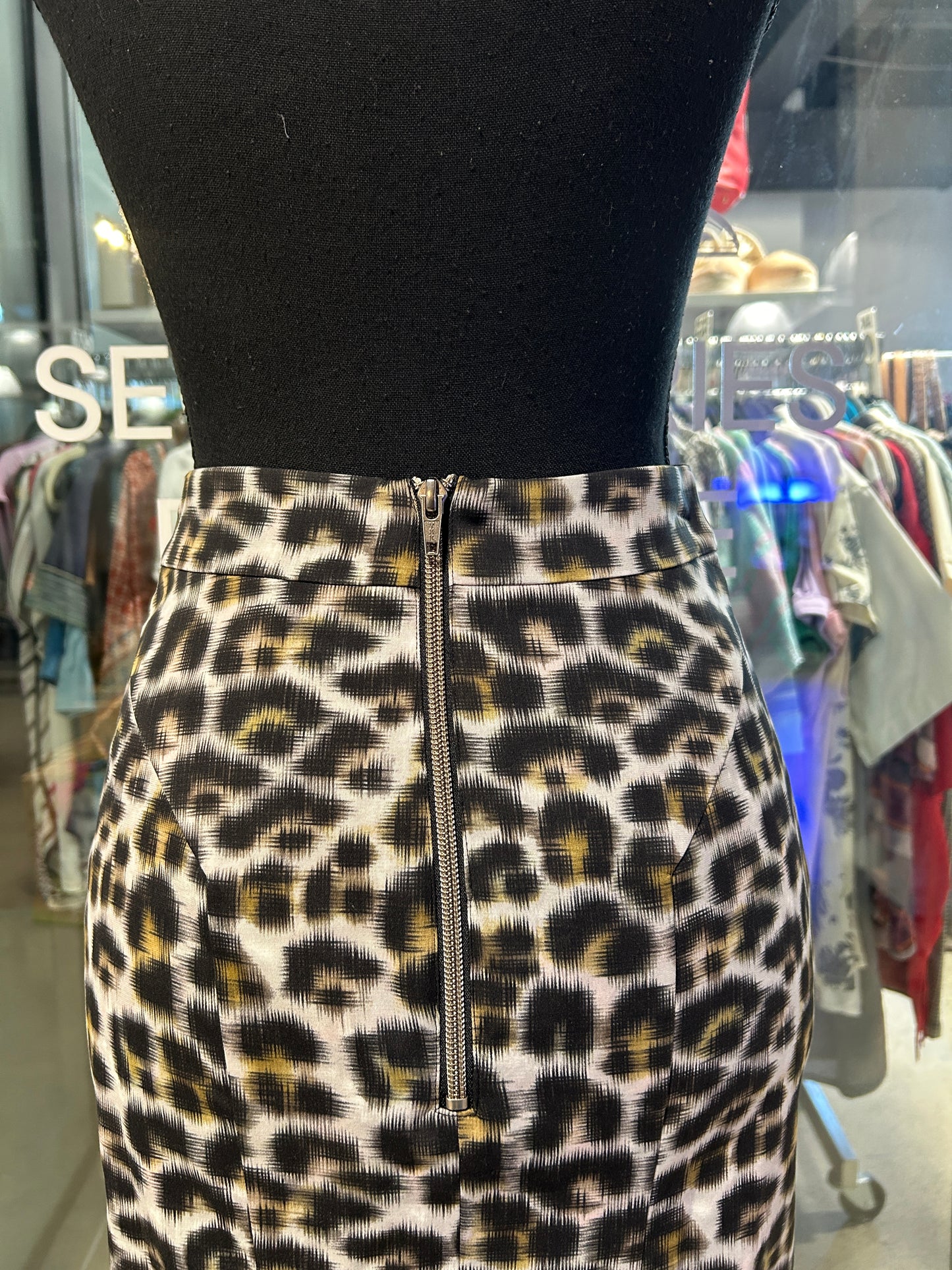 Leopard print pencil skirt