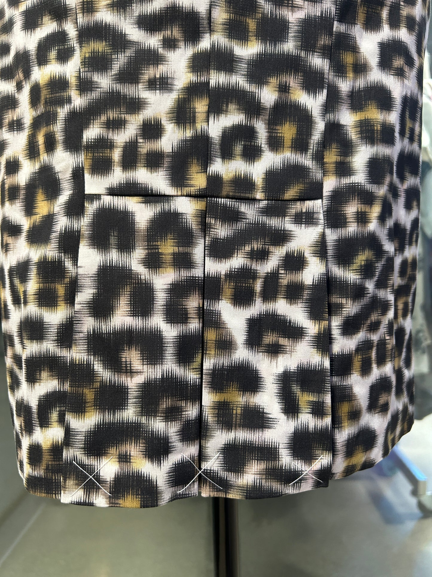 Leopard print pencil skirt