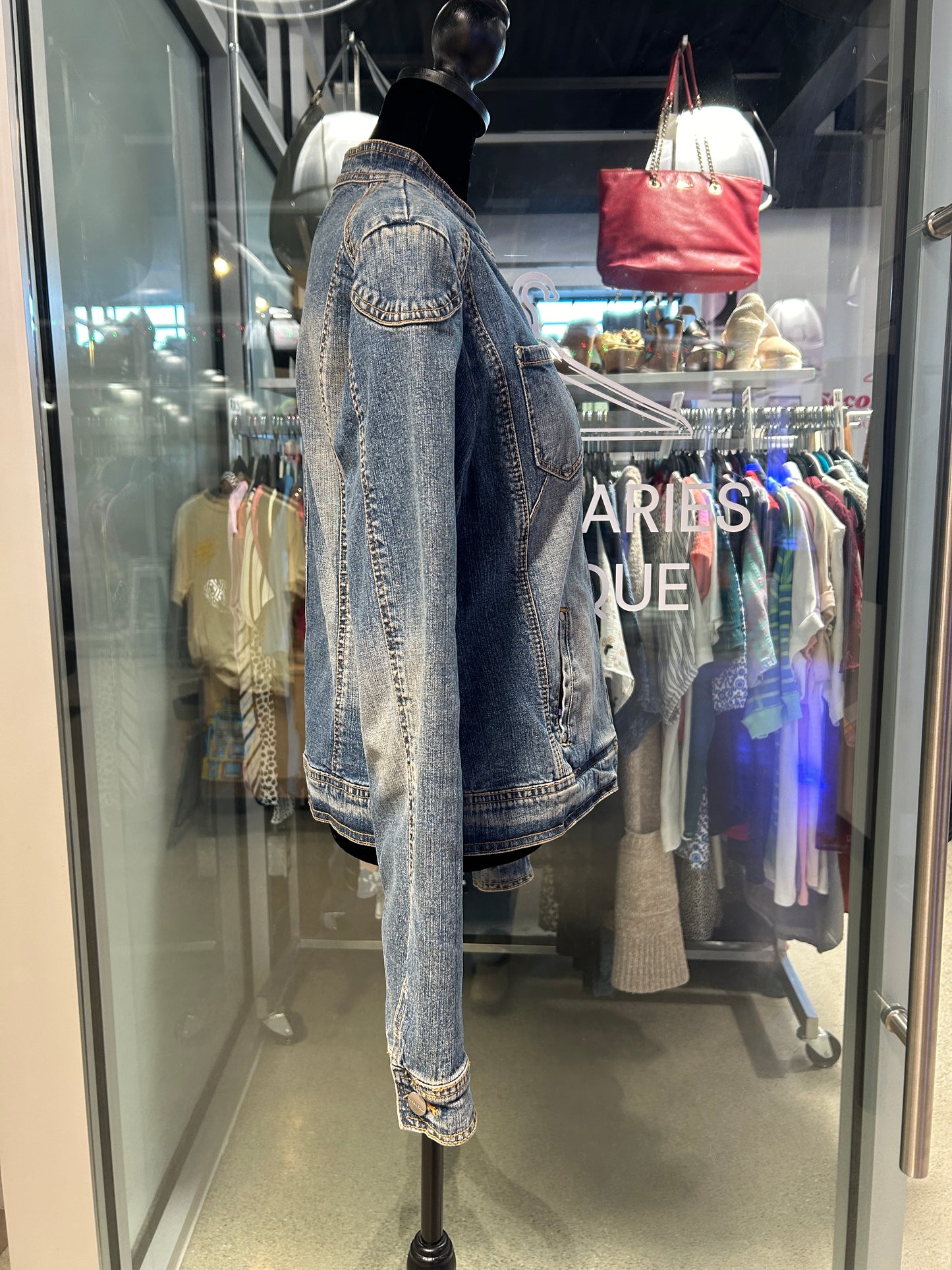 “Yuka Jeans” Denim Jacket