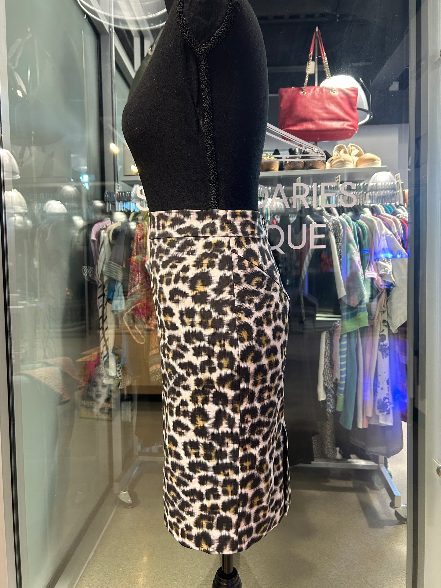 Leopard print pencil skirt