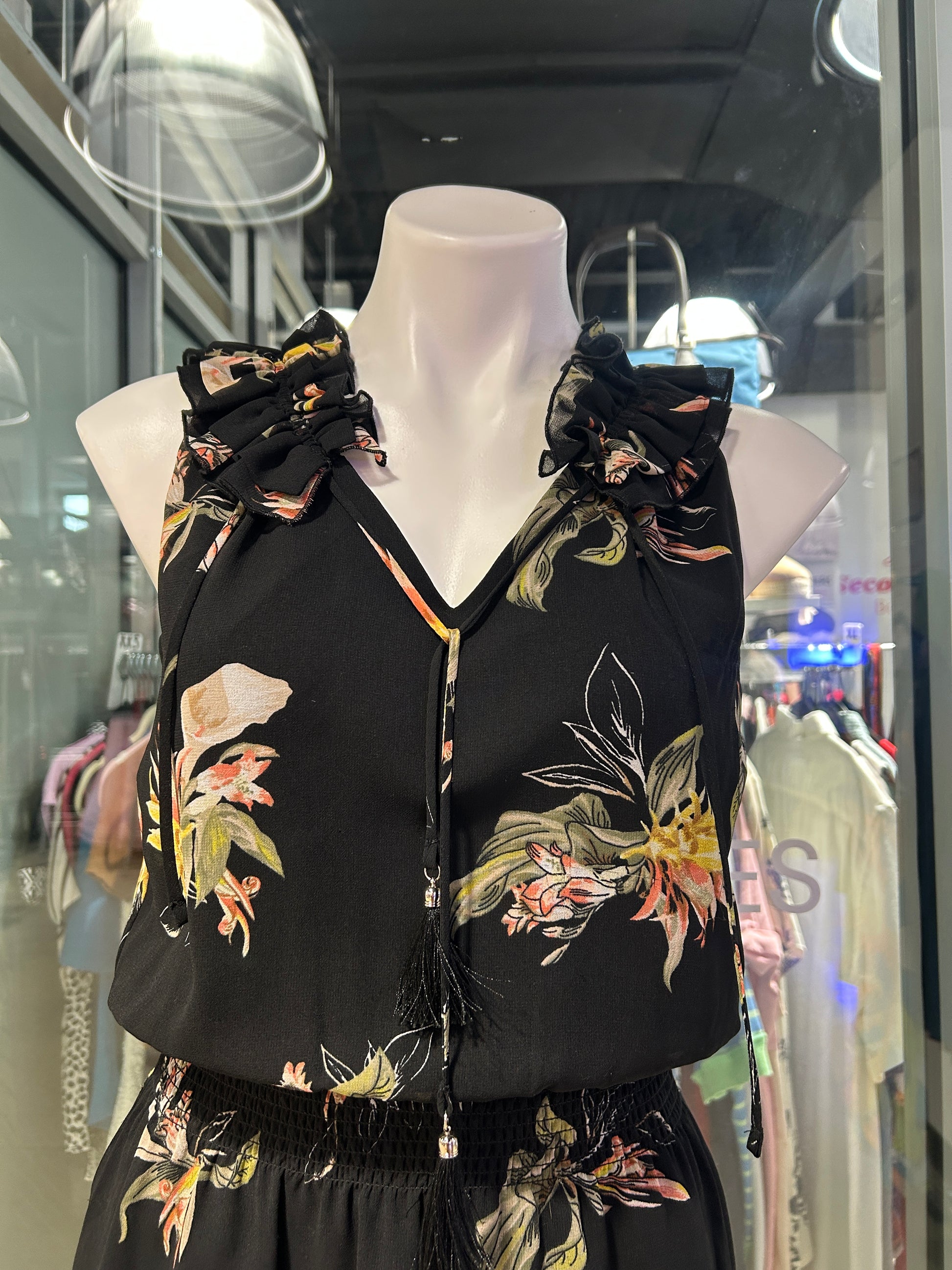White House Black Market” Floral Mini Dress – Secondaries Boutique
