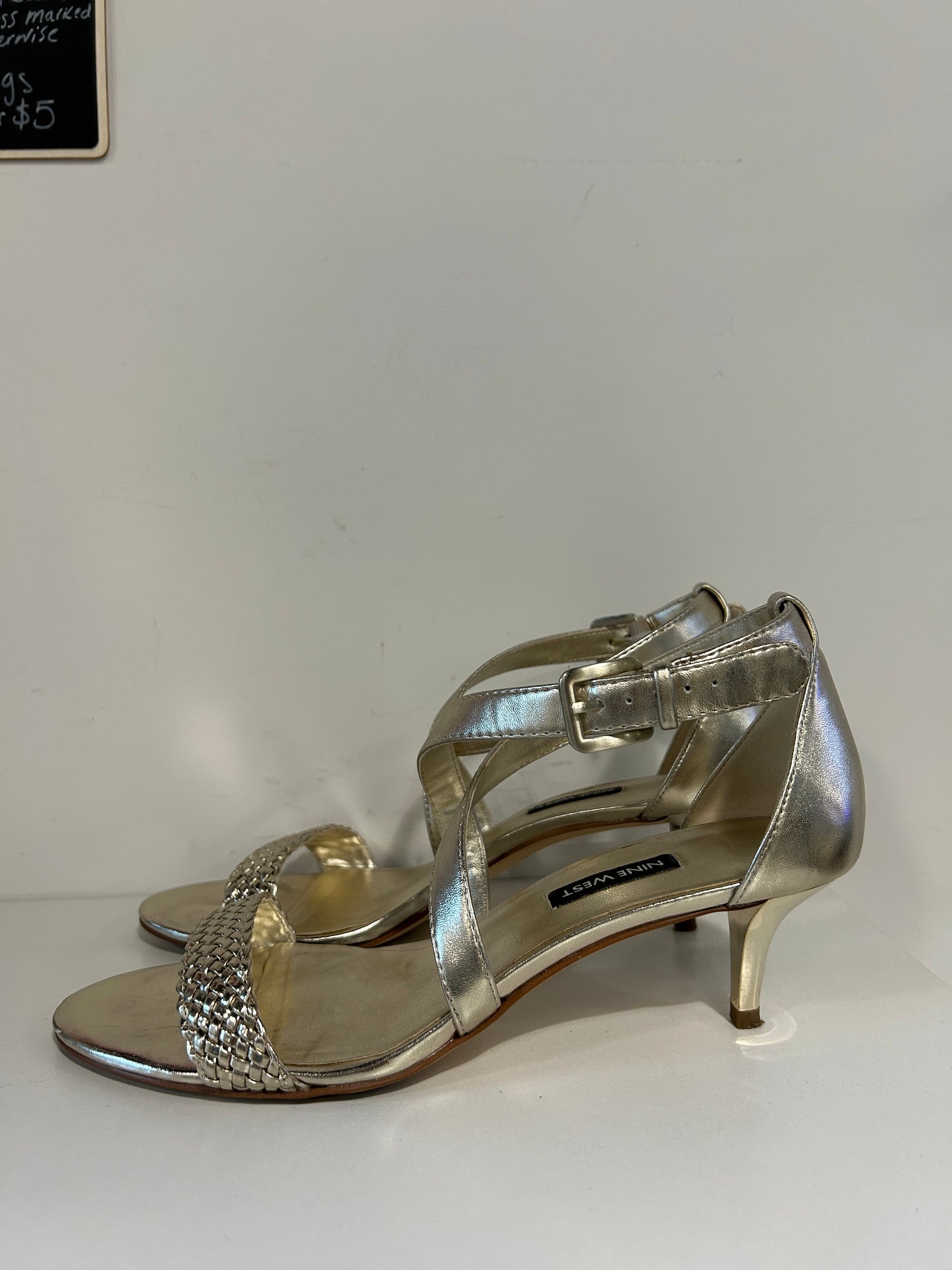 “Nine West” Kitten-Heels