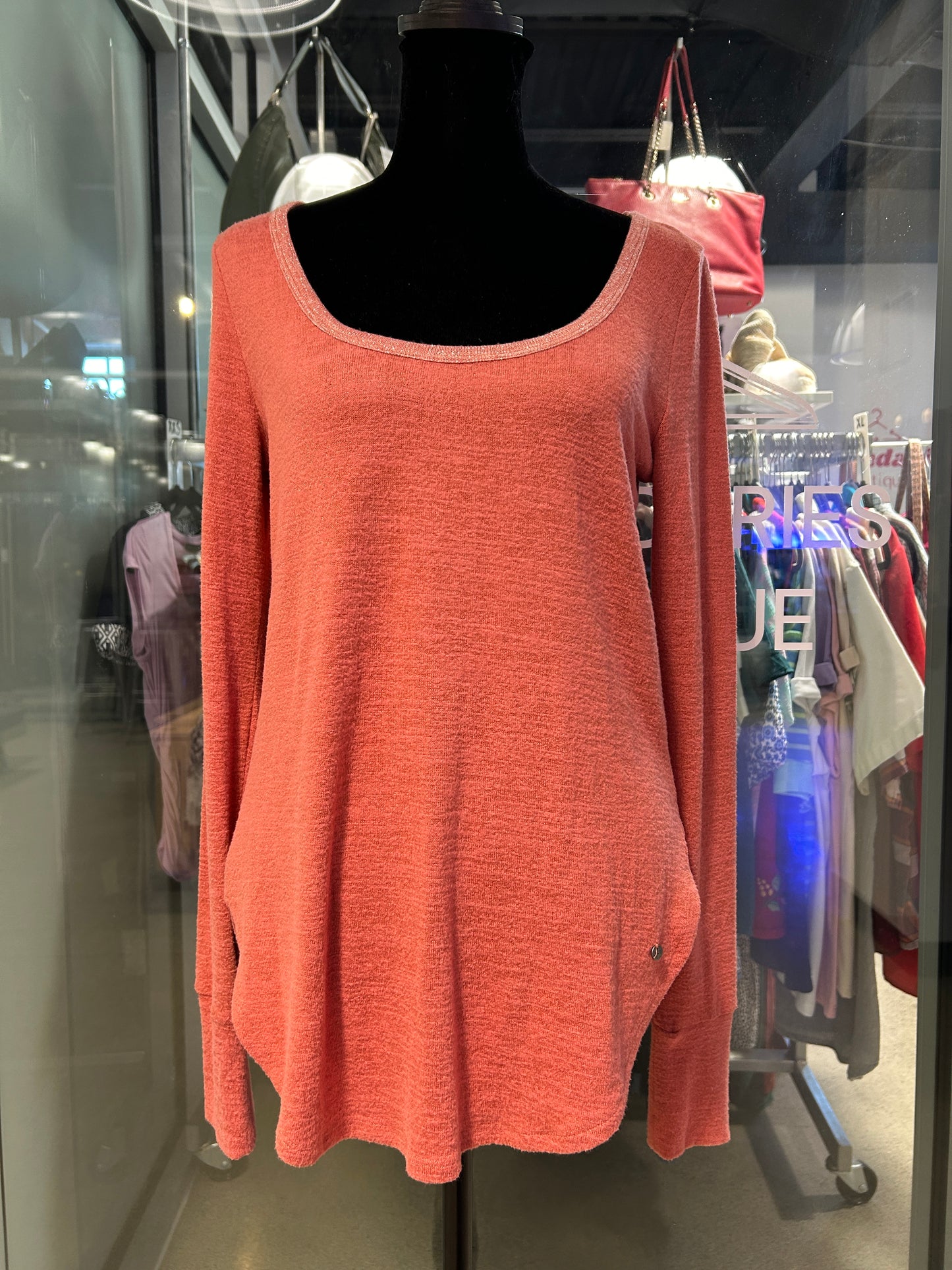 “Abercrombie & Fitch” Long Sleeve Top