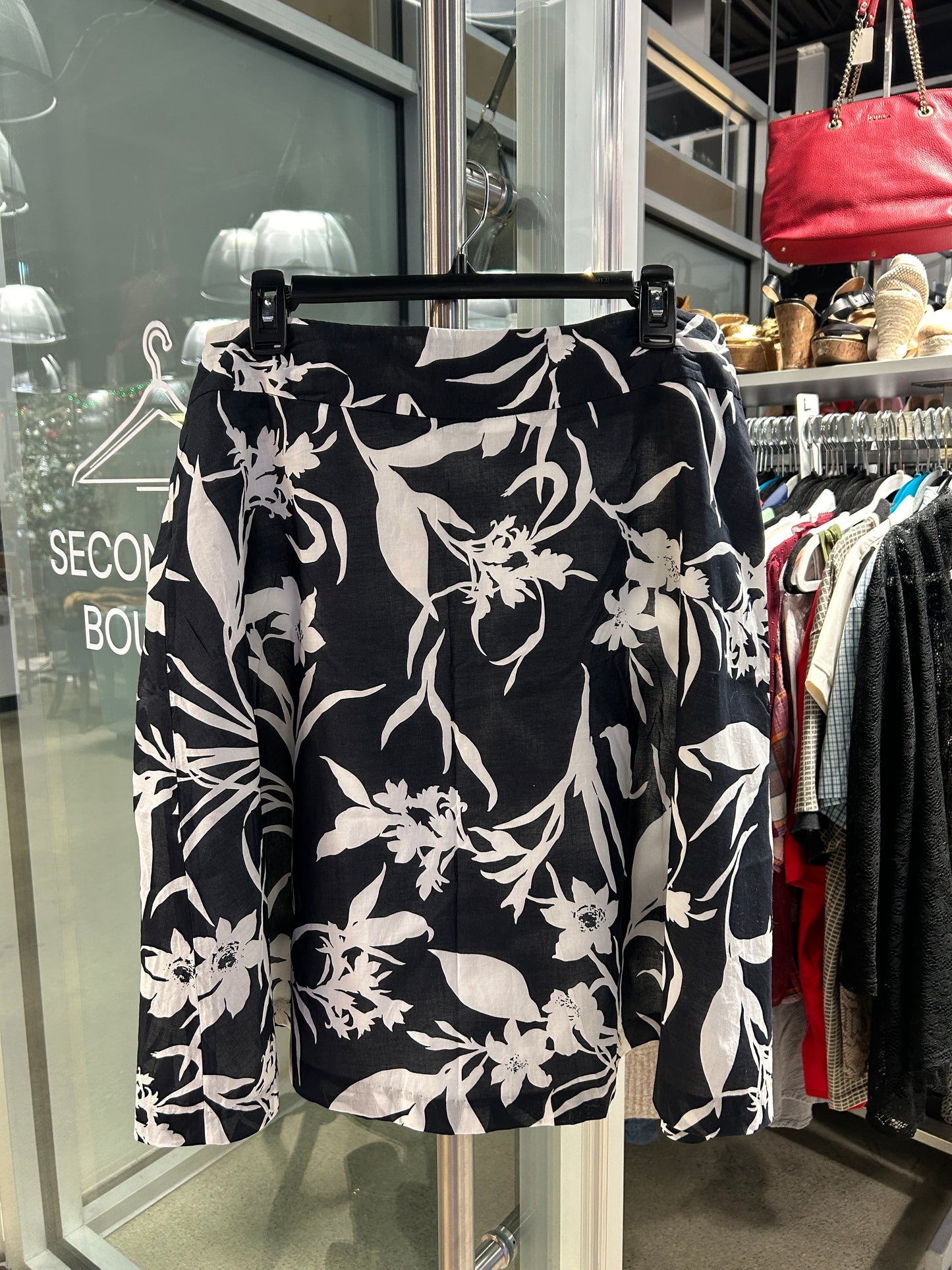 “Ann Taylor” Floral Skirt
