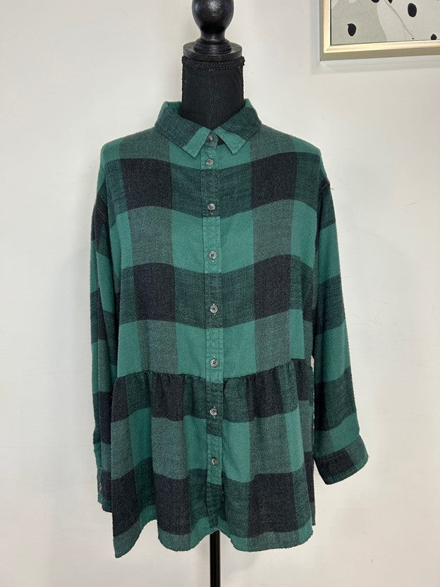 Black & Green Gingham Flannel Babydoll Top