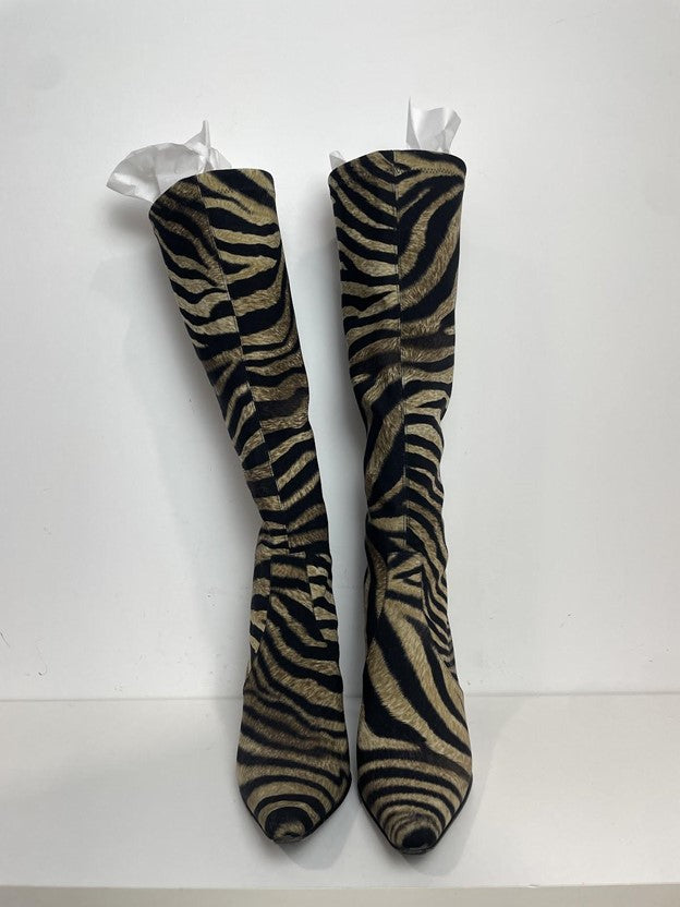Tiger Striped Pointed Toe Pull-On Boots