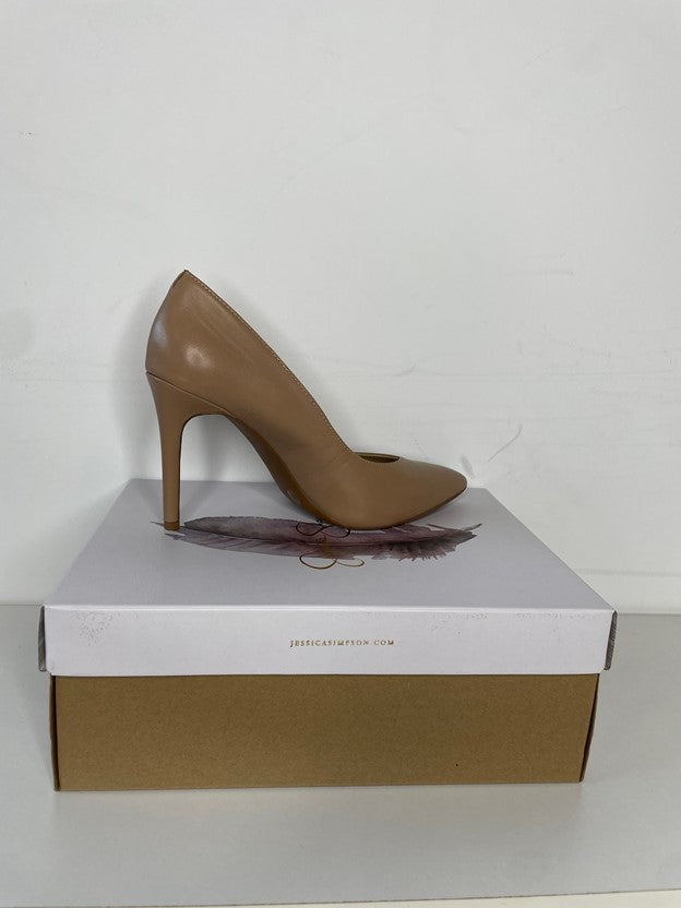 ‘Haneh’ Nude Matte Leather Pumps