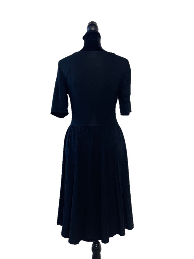 Black Short Sleeve Midi A-line Dress with Pockets