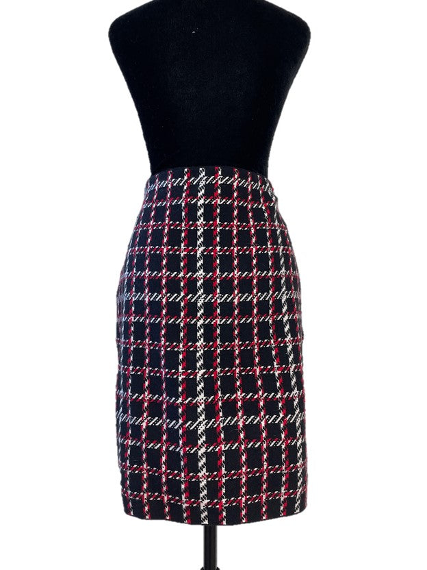 Red,Black and White Checkered Knee Length Skirt