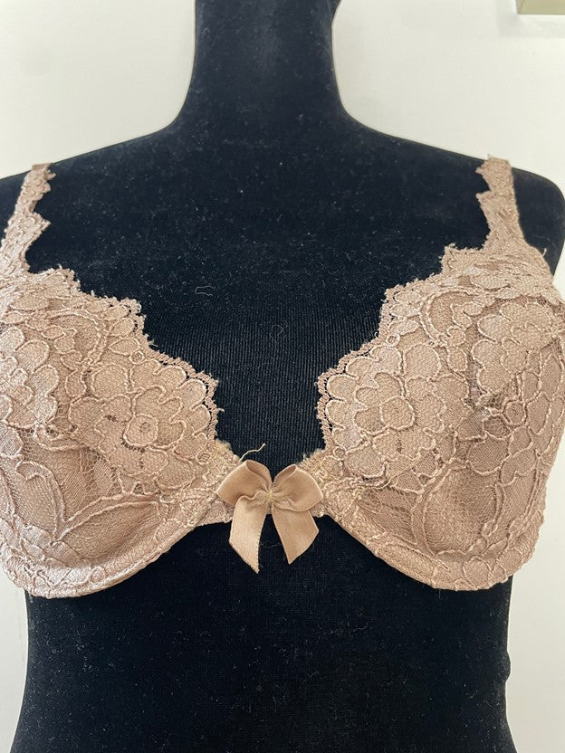 Vintage Tan Lace Bra with Bow