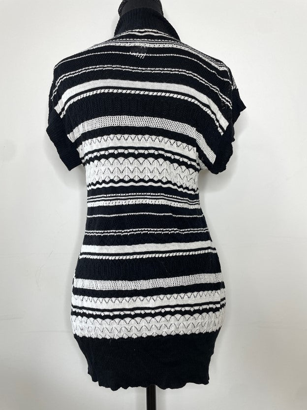 B&W striped sleeveless cardigan